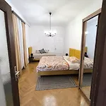 Apartments Aurora